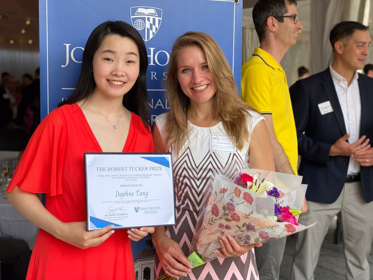 Daphne Tang, Recipient of the 2023 Tucker Prize for Best Senior Thesis in International Studies, and her advisor, Dr. Victoria Harms, May 24, 2023.